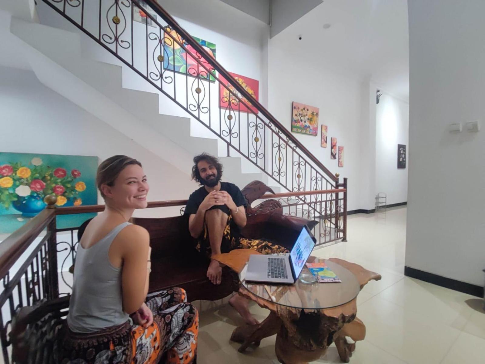 Fora Capsule Hostel Tuban Kuta  Exterior photo